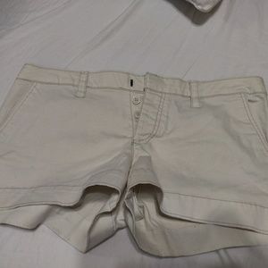 NWT AEO beige Trouser Short Sz. 10